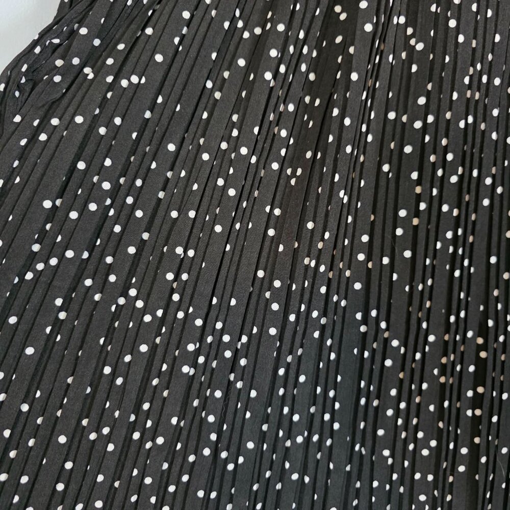 Women's Soft pleated Polka Dot Long Skirt - Picture 6 of 7
